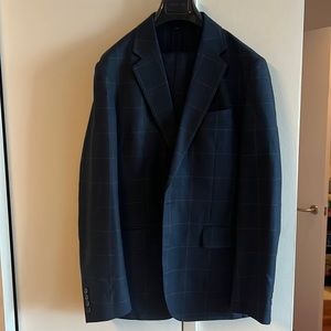 Men’s, Navy window-pained, suit. Great condition, lightly used.No rips or tears.